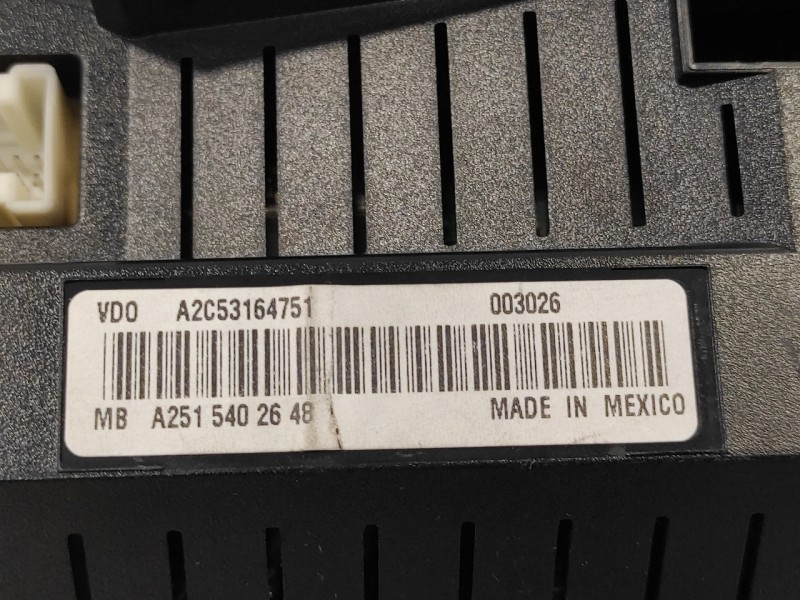 Recambio de cuadro instrumentos para mercedes-benz clase r (w251) 3.0 cdi cat referencia OEM IAM A2515402648  A2C53164751