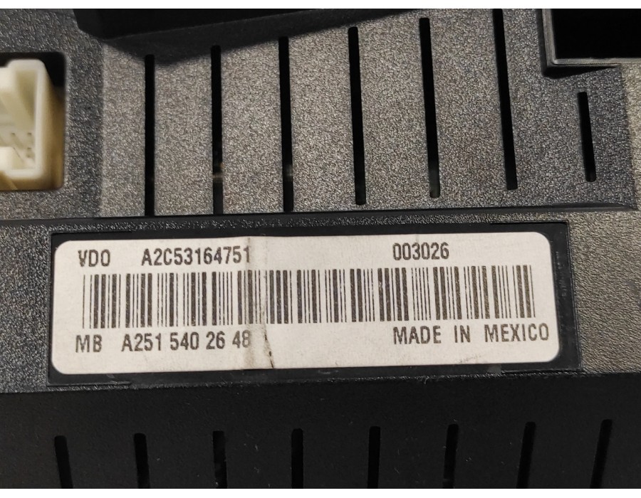 Recambio de cuadro instrumentos para mercedes-benz clase r (w251) 3.0 cdi cat referencia OEM IAM A2515402648  A2C53164751