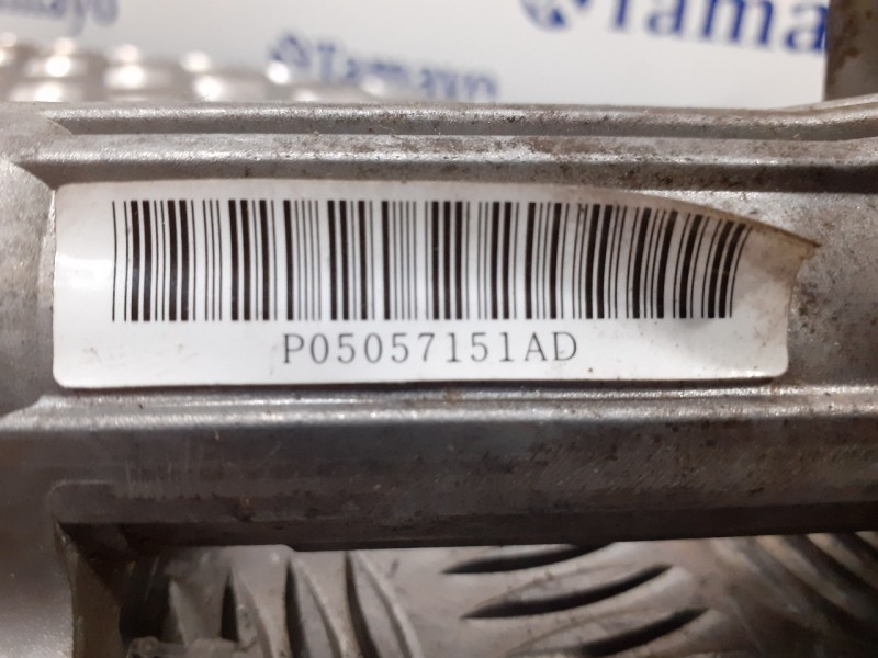 Recambio de columna direccion para chrysler jeep commander 3.0 v6 crd limited referencia OEM IAM P05057151AD  