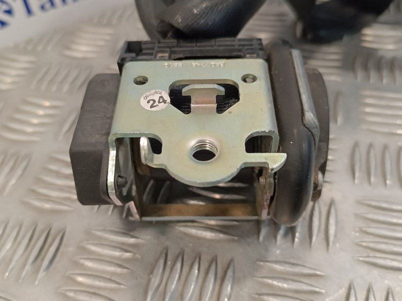 Recambio de cinturon seguridad delantero derecho para peugeot 207 cc 1.6 16v referencia OEM IAM   