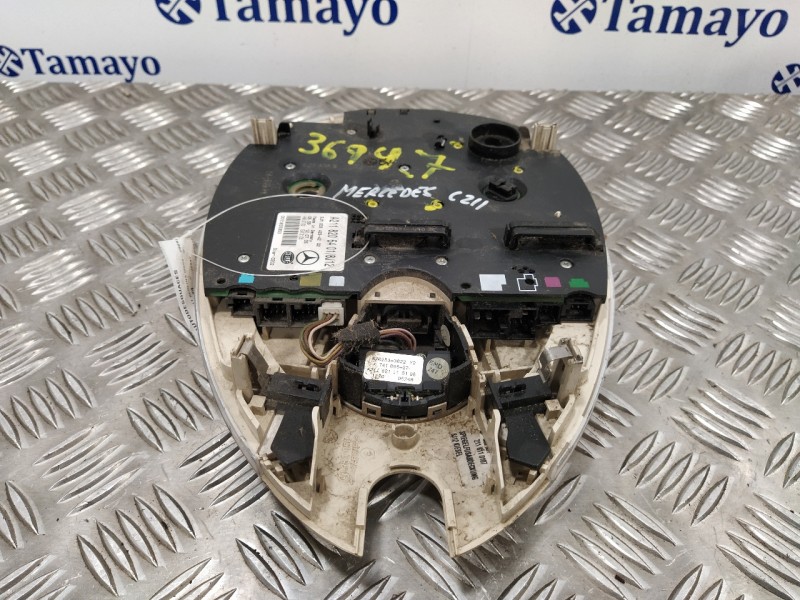 Recambio de luz interior para mercedes-benz clase e (w211) berlina referencia OEM IAM 2JM0094234202  A21182064018512
