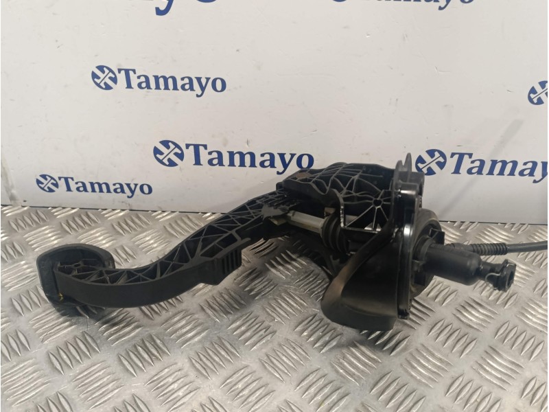 Recambio de pedal embrague para toyota proace referencia OEM IAM 9817949580  9809425180