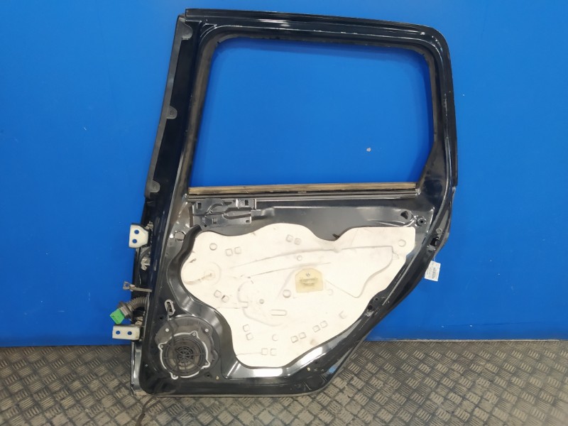Recambio de puerta trasera derecha para peugeot 308 sw 1.6 hdi fap cat (9hz / dv6ted4) referencia OEM IAM   