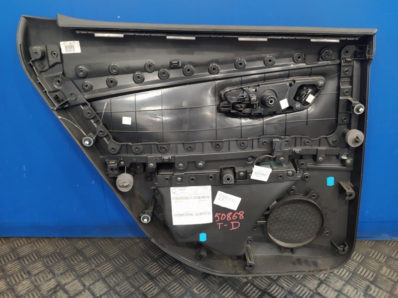 Recambio de guarnecido puerta trasera derecha para seat leon (5f1) 1.6 tdi referencia OEM IAM 5F4867116A W05F4867228A W05F486721