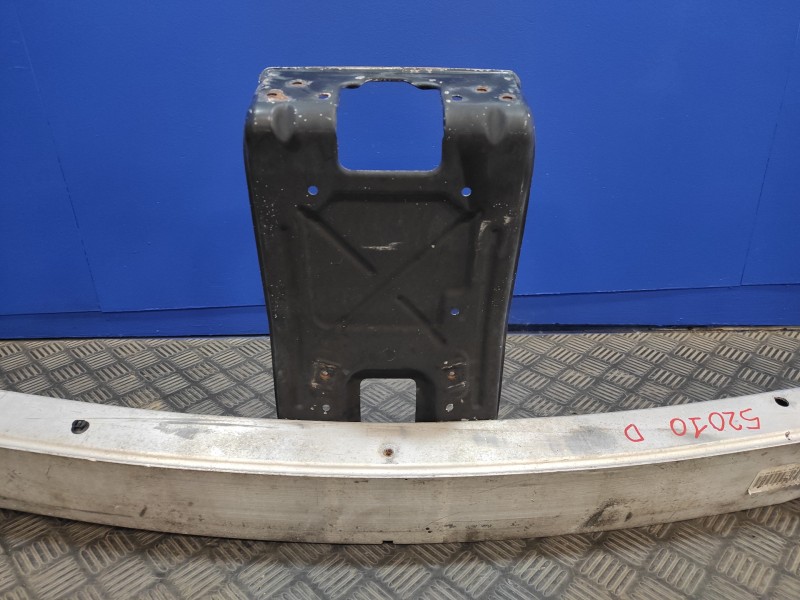 Recambio de refuerzo paragolpes delantero para mercedes-benz clase r (w251) 3.0 cdi cat referencia OEM IAM A2516201134  