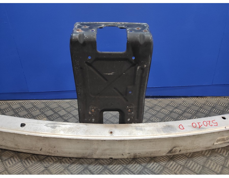 Recambio de refuerzo paragolpes delantero para mercedes-benz clase r (w251) 3.0 cdi cat referencia OEM IAM A2516201134  