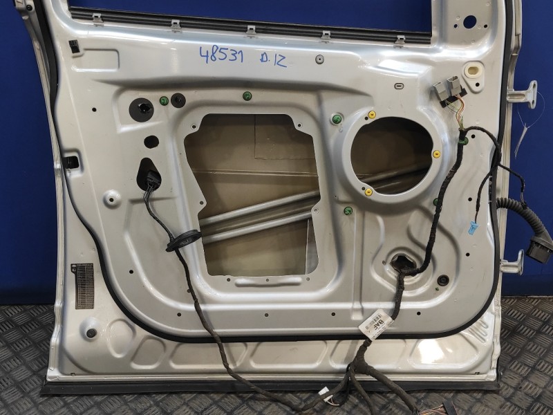 Recambio de puerta delantera izquierda para land rover freelander (lr2) 2.2 td4 cat referencia OEM IAM   