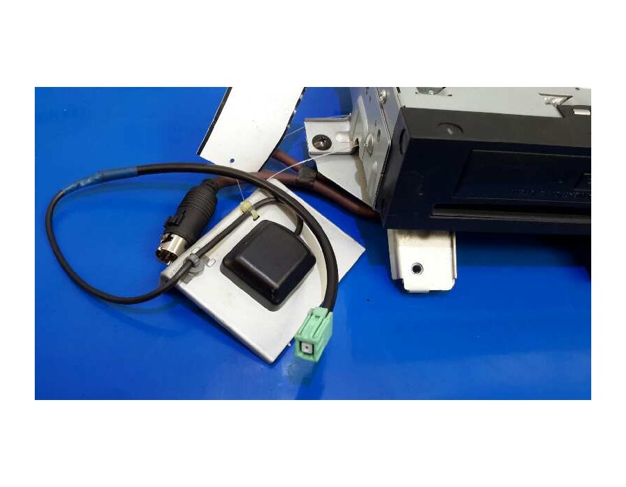 Recambio de sistema navegacion gps para subaru legacy berl. b13 (bl) 3.0 cat referencia OEM IAM 86271AG010  Y34162271