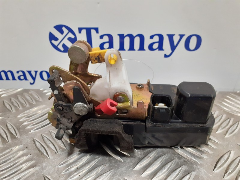 Recambio de cerradura puerta trasera derecha para chrysler jeep commander 3.0 v6 crd limited referencia OEM IAM   