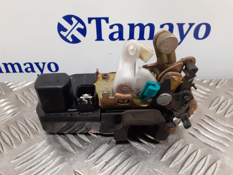 Recambio de cerradura puerta trasera izquierda para chrysler jeep commander 3.0 v6 crd limited referencia OEM IAM   