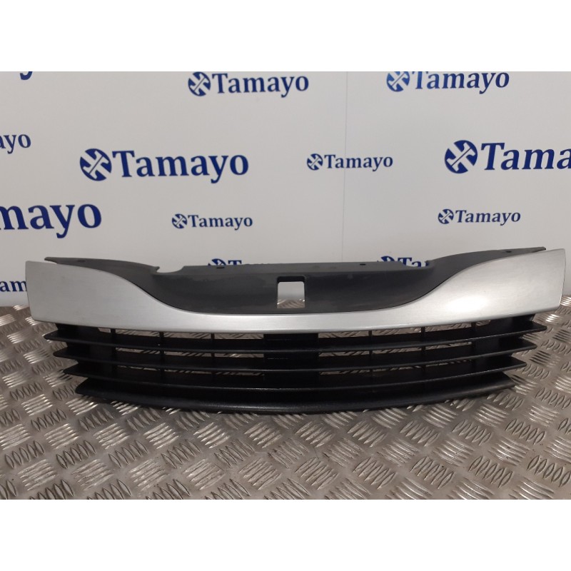 Recambio de rejilla delantera para renault laguna ii (bg0) 1.9 dci diesel fap cat referencia OEM IAM 8200390126  