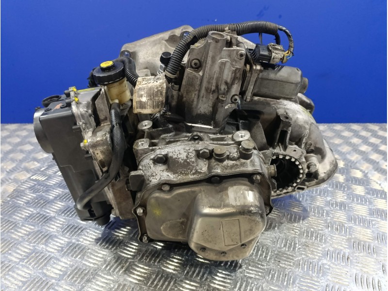 Recambio de caja cambios para opel meriva 1.6 16v referencia OEM IAM Z16XEP  