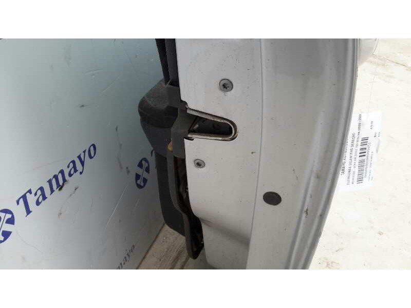 Recambio de puerta delantera derecha para mercedes-benz clase c (w203) berlina 2.2 cdi cat referencia OEM IAM   