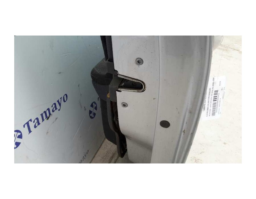 Recambio de puerta delantera derecha para mercedes-benz clase c (w203) berlina 2.2 cdi cat referencia OEM IAM   