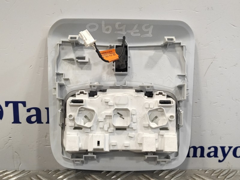 Recambio de luz interior para peugeot 2008 (--.2013) 1.2 12v e-thp referencia OEM IAM 9673810977  