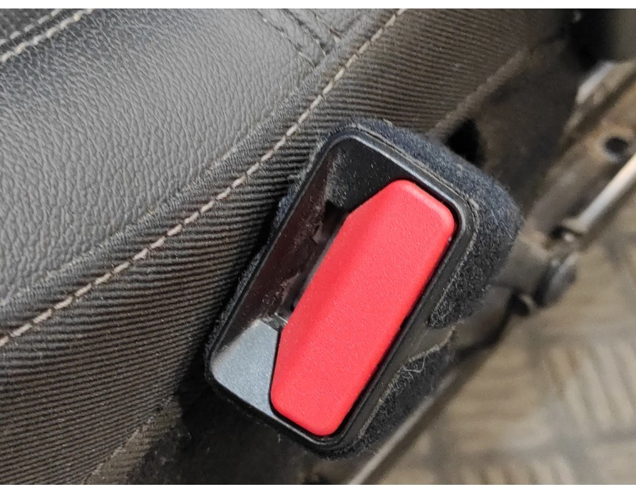 Recambio de juego asientos completo para opel corsa f corsa f referencia OEM IAM   