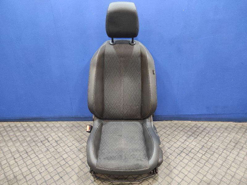 Recambio de juego asientos completo para opel corsa f corsa f referencia OEM IAM   