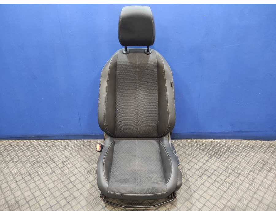 Recambio de juego asientos completo para opel corsa f corsa f referencia OEM IAM   