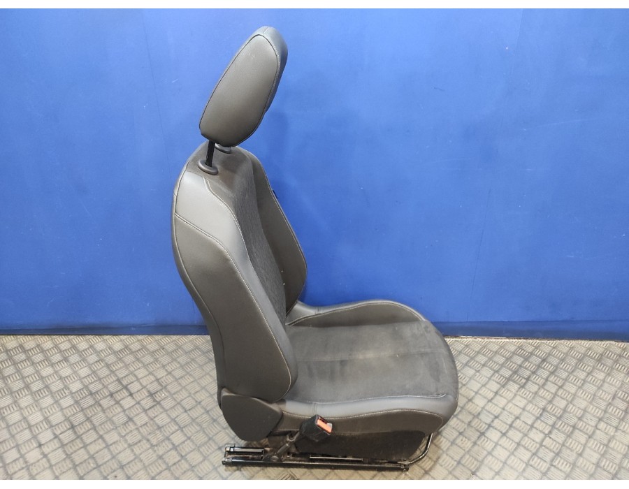 Recambio de juego asientos completo para opel corsa f corsa f referencia OEM IAM   