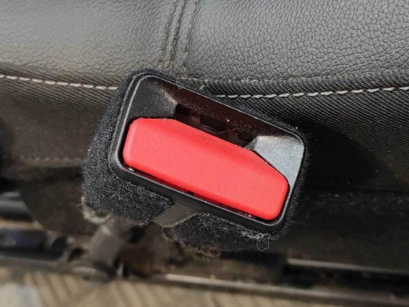 Recambio de juego asientos completo para opel corsa f corsa f referencia OEM IAM   
