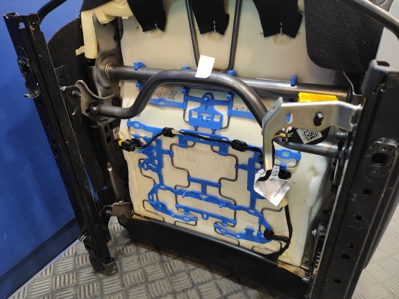 Recambio de juego asientos completo para opel corsa f corsa f referencia OEM IAM   