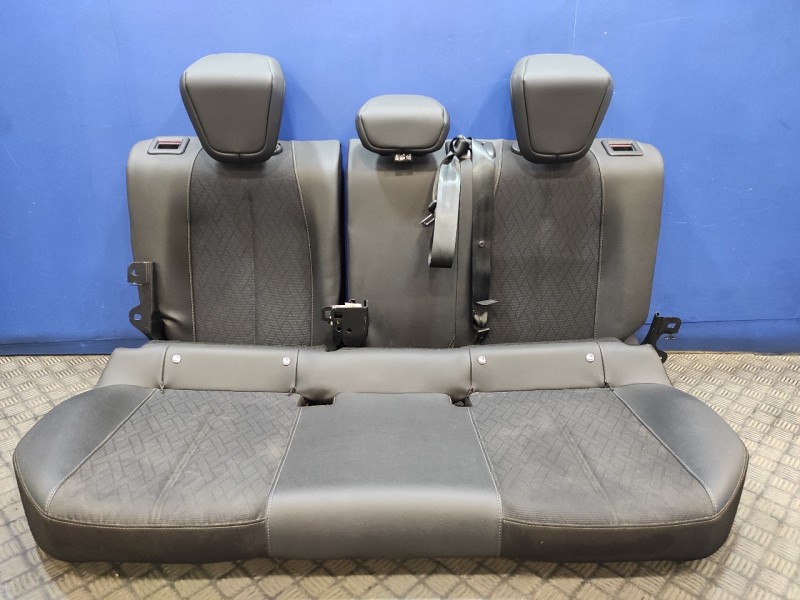 Recambio de juego asientos completo para opel corsa f corsa f referencia OEM IAM   