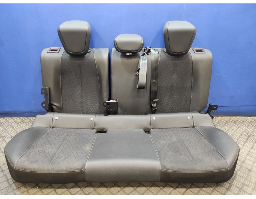Recambio de juego asientos completo para opel corsa f corsa f referencia OEM IAM   
