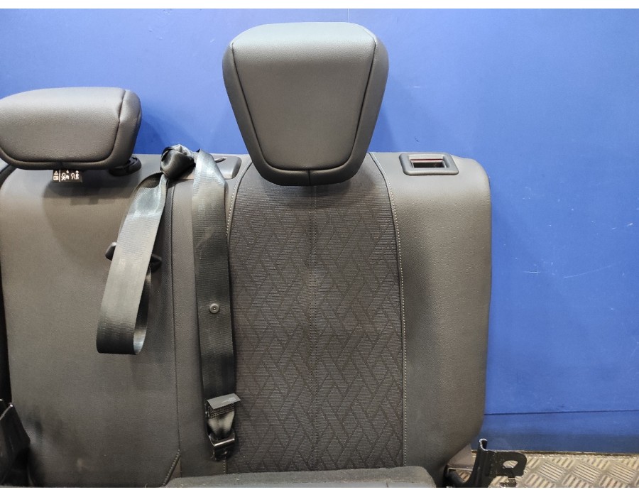 Recambio de juego asientos completo para opel corsa f corsa f referencia OEM IAM   