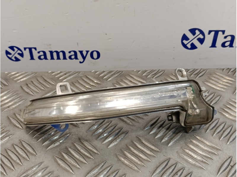 Recambio de piloto delantero derecho para bmw serie 1 lim f21 ac referencia OEM IAM   