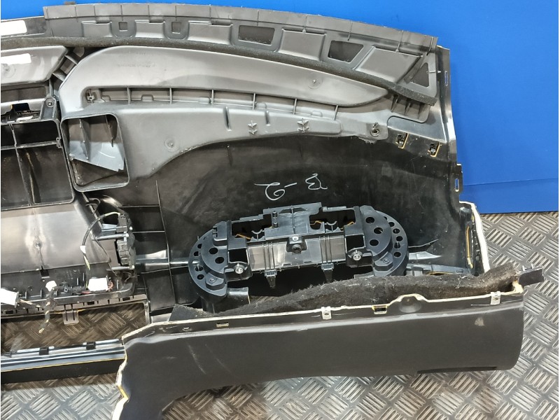 Recambio de salpicadero para mercedes-benz clase r (w251) 3.0 cdi cat referencia OEM IAM   