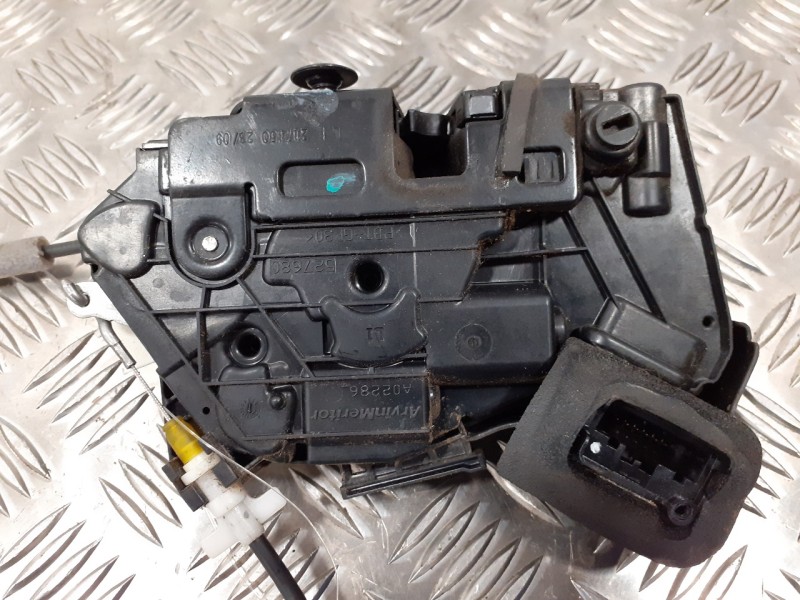 Recambio de cerradura puerta trasera izquierda para volkswagen polo (6r1) 1.4 fsi referencia OEM IAM 5K4839015F  