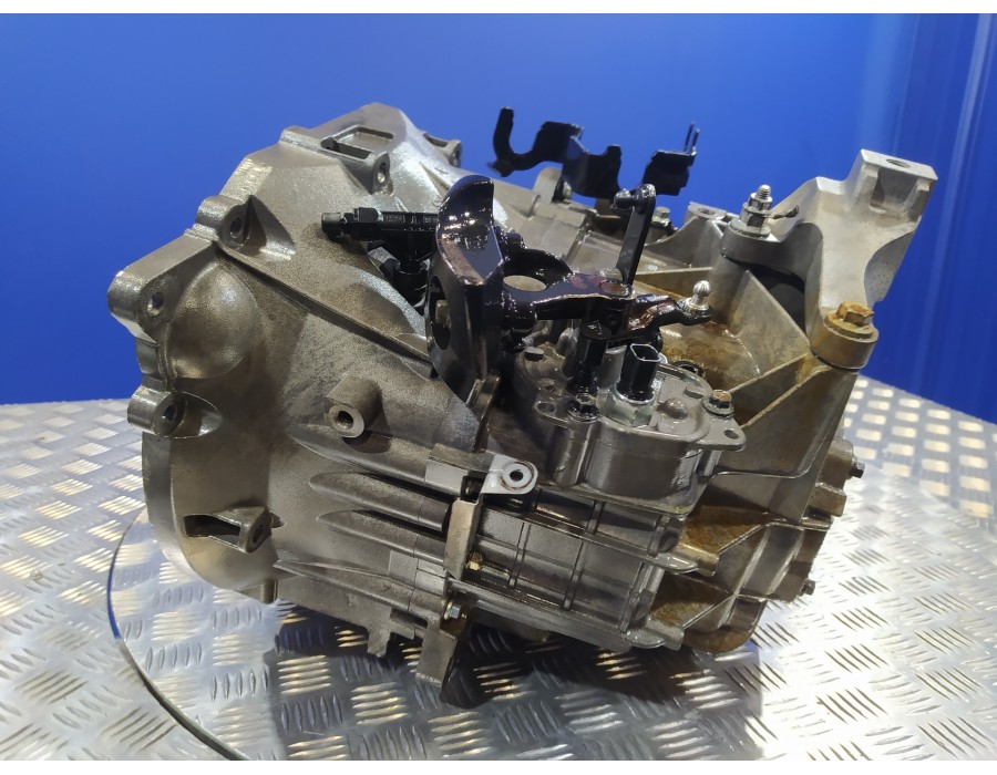 Recambio de caja cambios para ford focus sportbreak (cap) 2.0 tdci cat referencia OEM IAM 4M5R7002CE  