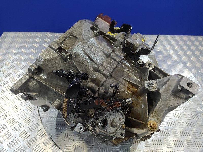 Recambio de caja cambios para ford focus sportbreak (cap) 2.0 tdci cat referencia OEM IAM 4M5R7002CE  