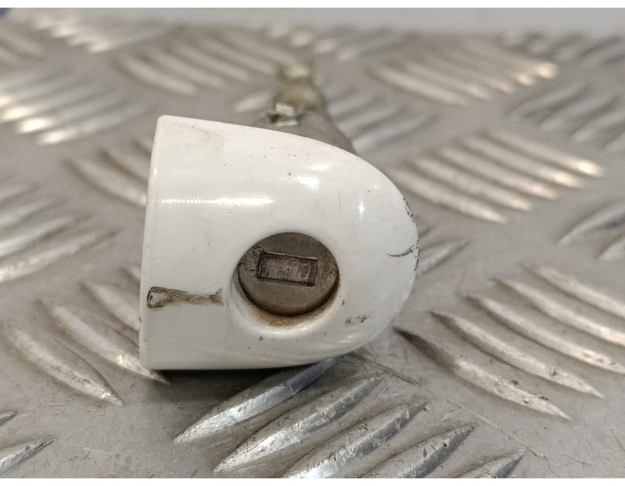 Recambio de bombin puerta delantera izquierda para renault megane iii berlina 5 p 1.2 16v referencia OEM IAM   