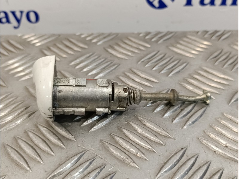 Recambio de bombin puerta delantera izquierda para renault megane iii berlina 5 p 1.2 16v referencia OEM IAM   