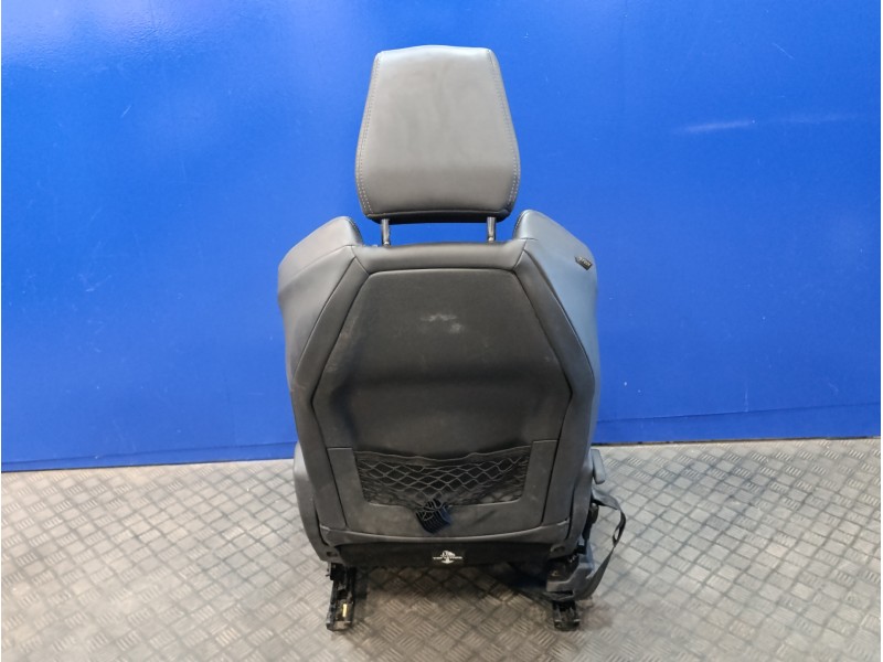 Recambio de asiento delantero derecho para peugeot 3008 1.2 12v e-thp referencia OEM IAM 1687759X  