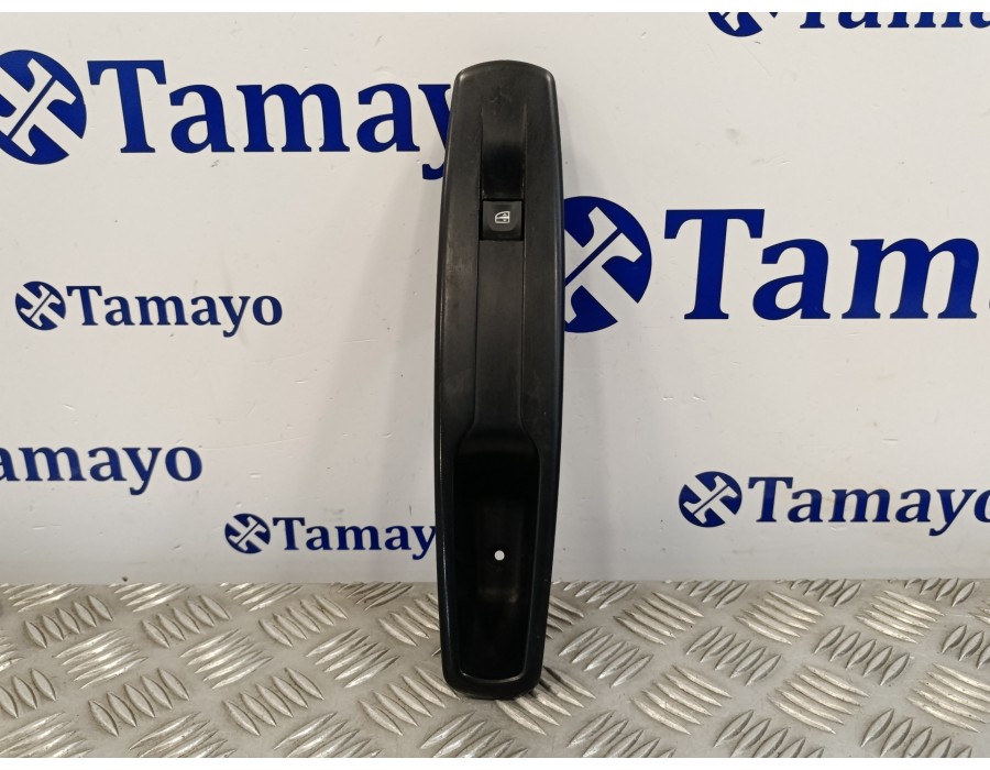 Recambio de mando elevalunas delantero derecho para renault megane iii berlina 5 p 1.2 16v referencia OEM IAM   