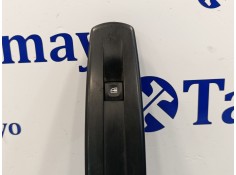Recambio de mando elevalunas delantero derecho para renault megane iii berlina 5 p 1.2 16v referencia OEM IAM    2