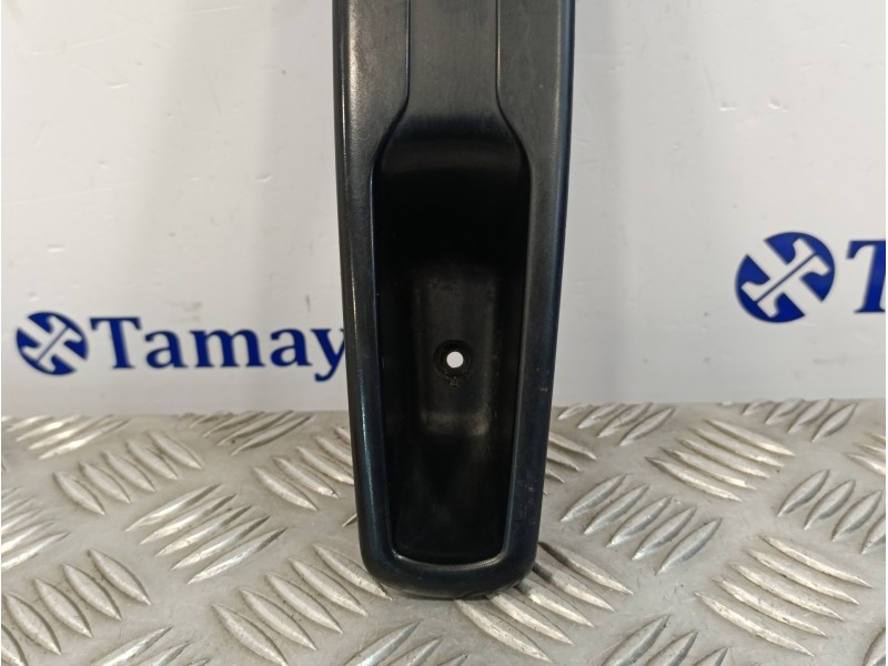 Recambio de mando elevalunas delantero derecho para renault megane iii berlina 5 p 1.2 16v referencia OEM IAM   