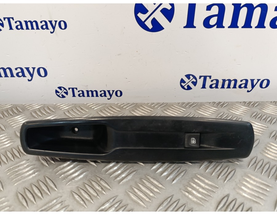 Recambio de mando elevalunas delantero derecho para renault megane iii berlina 5 p 1.2 16v referencia OEM IAM   