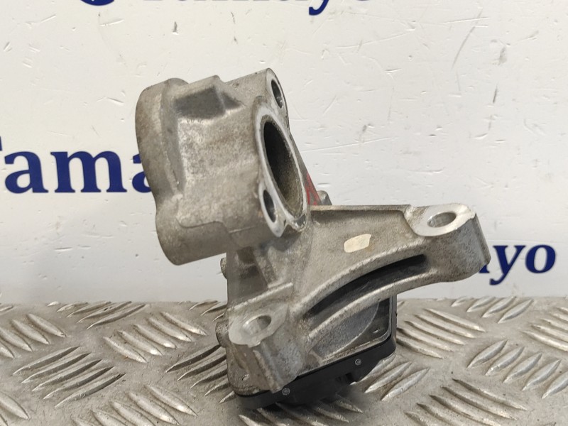 Recambio de caja mariposa para renault scenic iii 1.6 dci diesel fap referencia OEM IAM H8201068965 VN1501000101 147100789R
