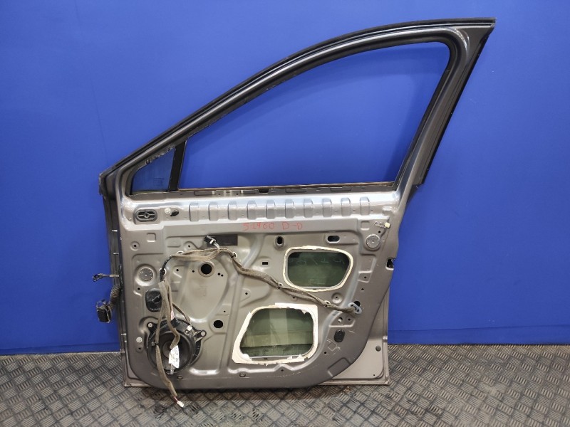 Recambio de puerta delantera derecha para renault scenic iii 1.5 dci diesel fap referencia OEM IAM   