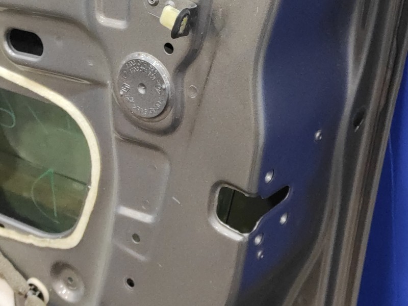 Recambio de puerta delantera derecha para renault scenic iii 1.5 dci diesel fap referencia OEM IAM   