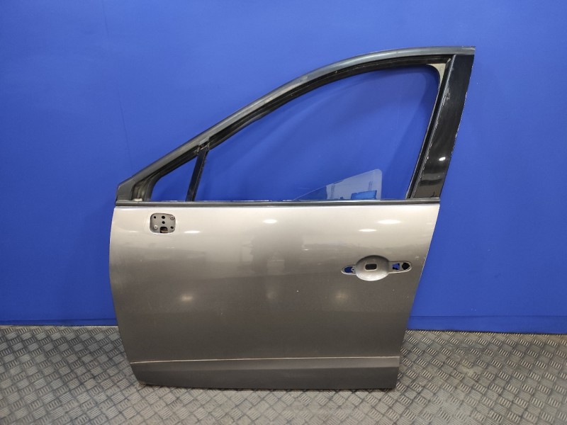 Recambio de puerta delantera izquierda para renault scenic iii 1.5 dci diesel fap referencia OEM IAM   