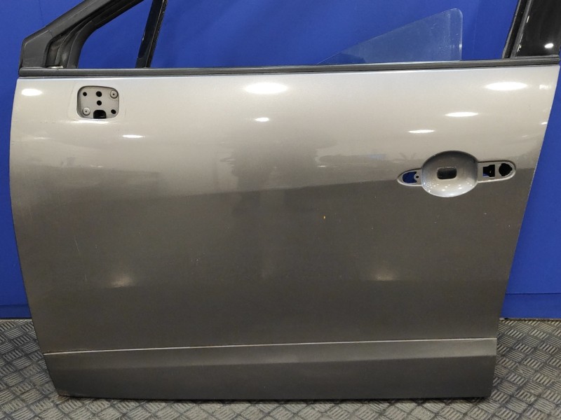 Recambio de puerta delantera izquierda para renault scenic iii 1.5 dci diesel fap referencia OEM IAM   