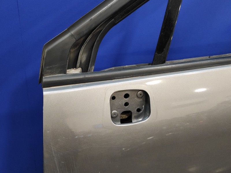 Recambio de puerta delantera izquierda para renault scenic iii 1.5 dci diesel fap referencia OEM IAM   