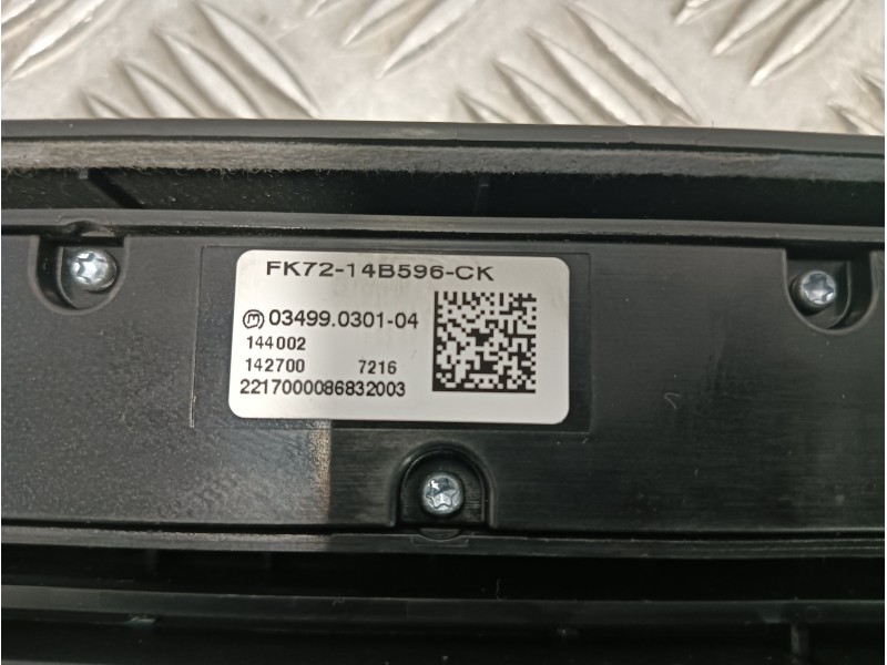 Recambio de mando climatizador para land rover discovery sport referencia OEM IAM HK7214C533  FK7214B596CK