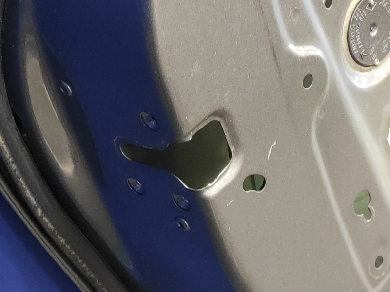 Recambio de puerta trasera izquierda para renault scenic iii 1.5 dci diesel fap referencia OEM IAM   