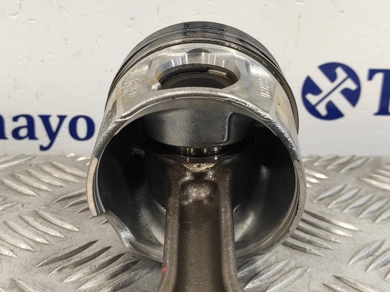 Recambio de biela para renault scenic iii 1.6 dci diesel fap referencia OEM IAM R9M  