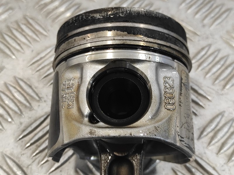 Recambio de biela para renault scenic iii 1.6 dci diesel fap referencia OEM IAM R9M  